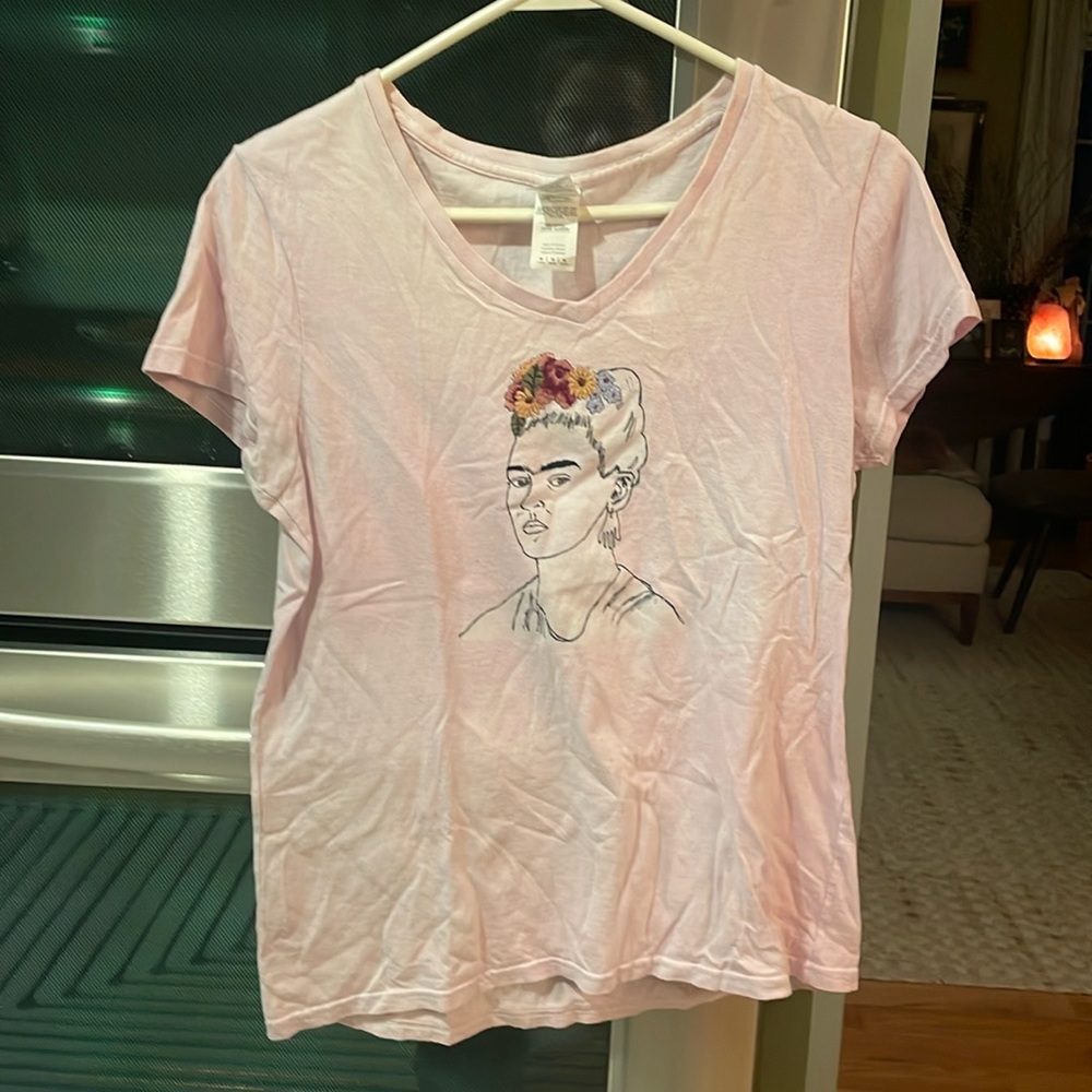 Frida Kahlo embroidered t shirt